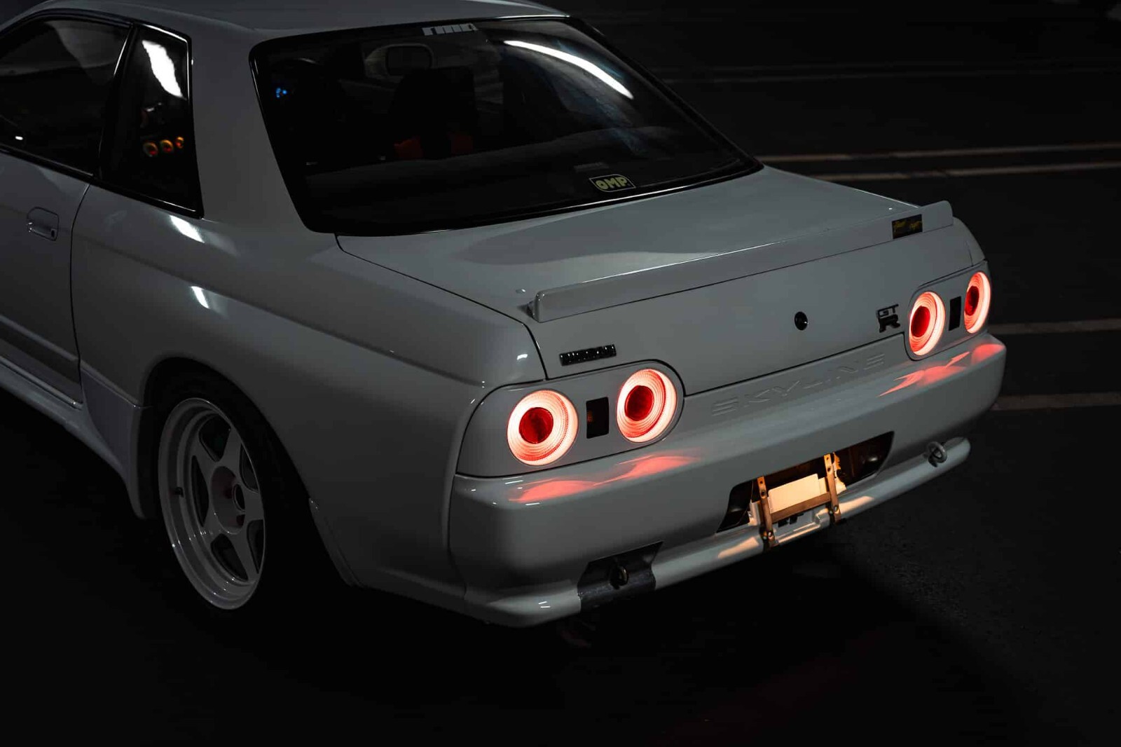 Nissan-GT-R-1993-3