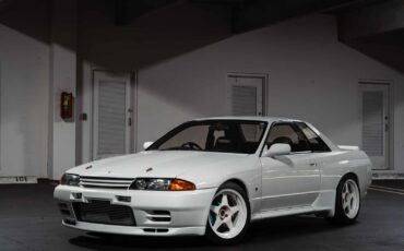 Nissan-GT-R-1993