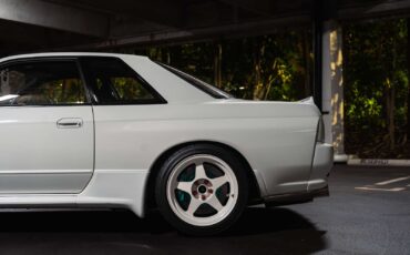 Nissan-GT-R-1993-6