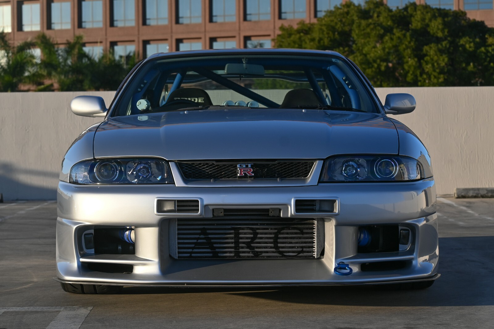 Nissan-GT-R-1995-Coupe-12