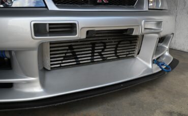 Nissan-GT-R-1995-Coupe-13