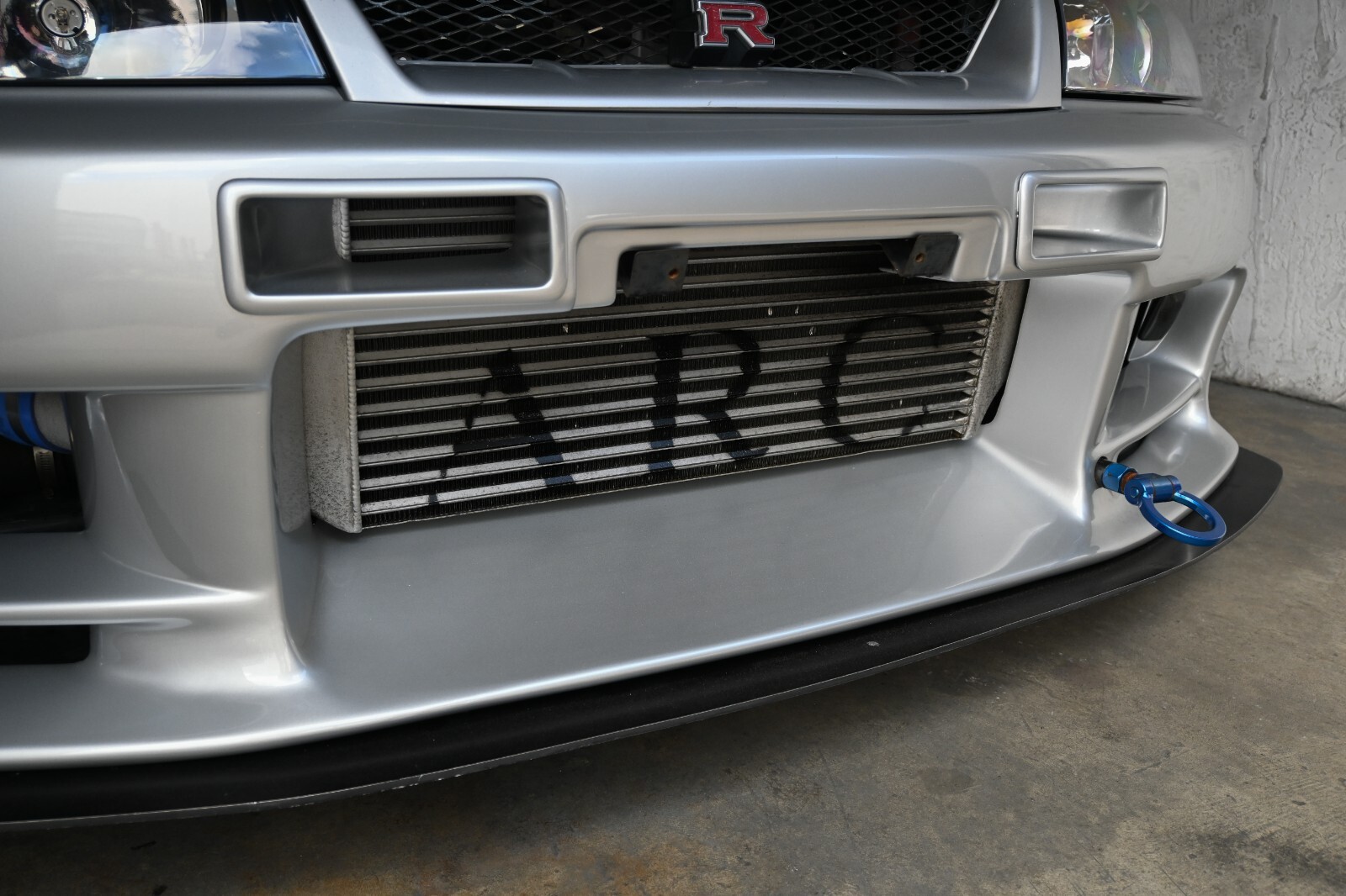 Nissan-GT-R-1995-Coupe-13