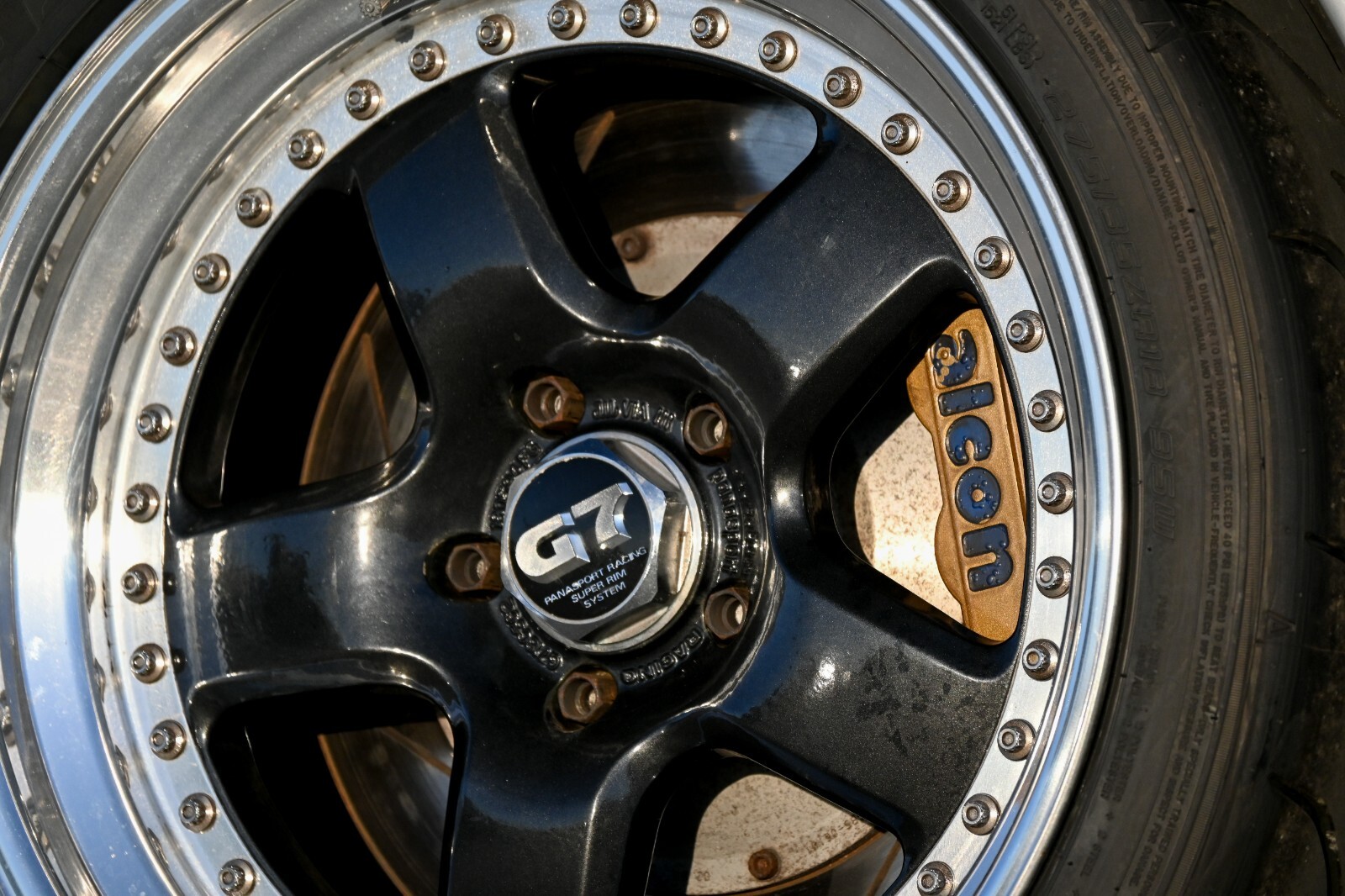 Nissan-GT-R-1995-Coupe-3