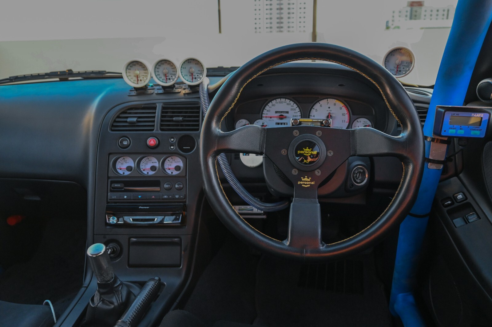 Nissan-GT-R-1995-Coupe-34