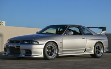 Nissan-GT-R-1995-Coupe