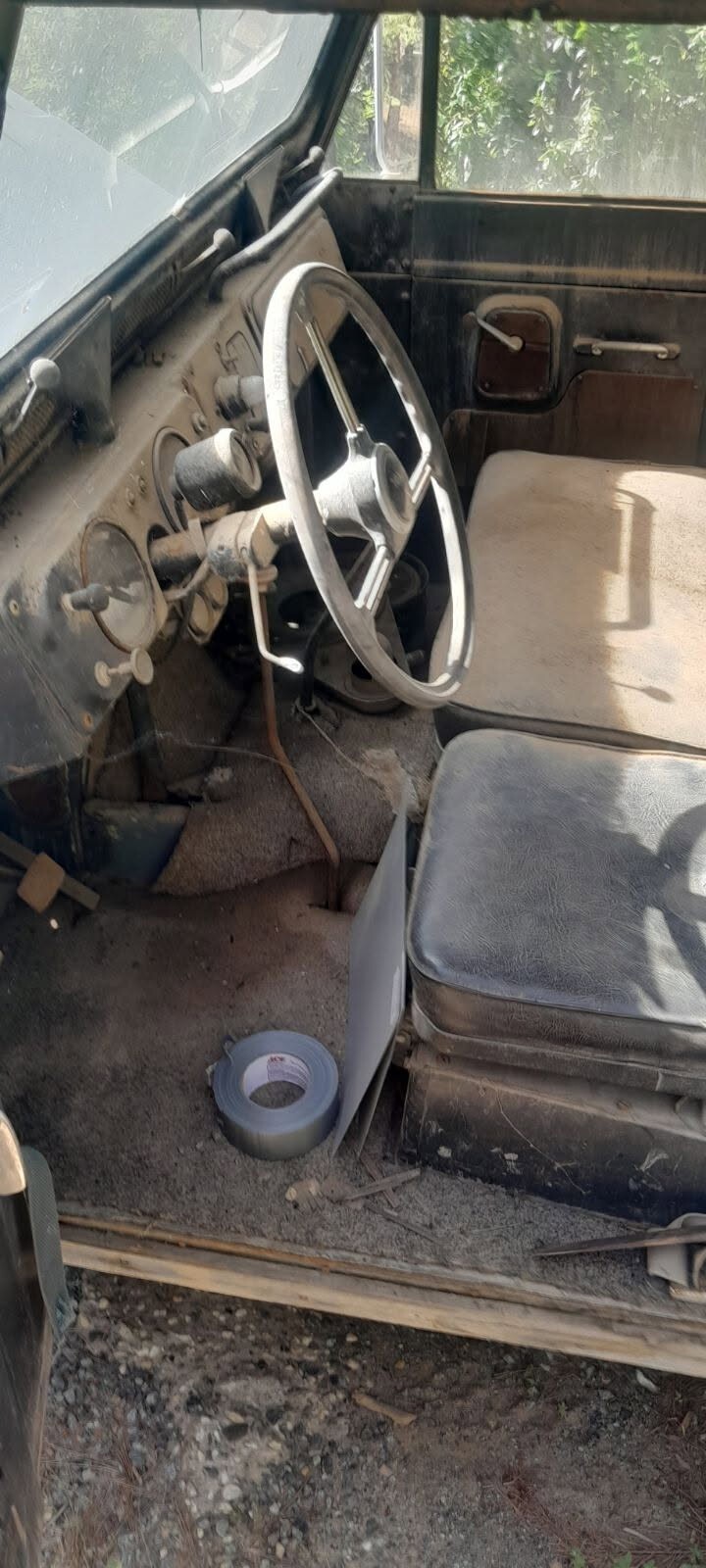 Nissan-Patrol-1969-SUV-7