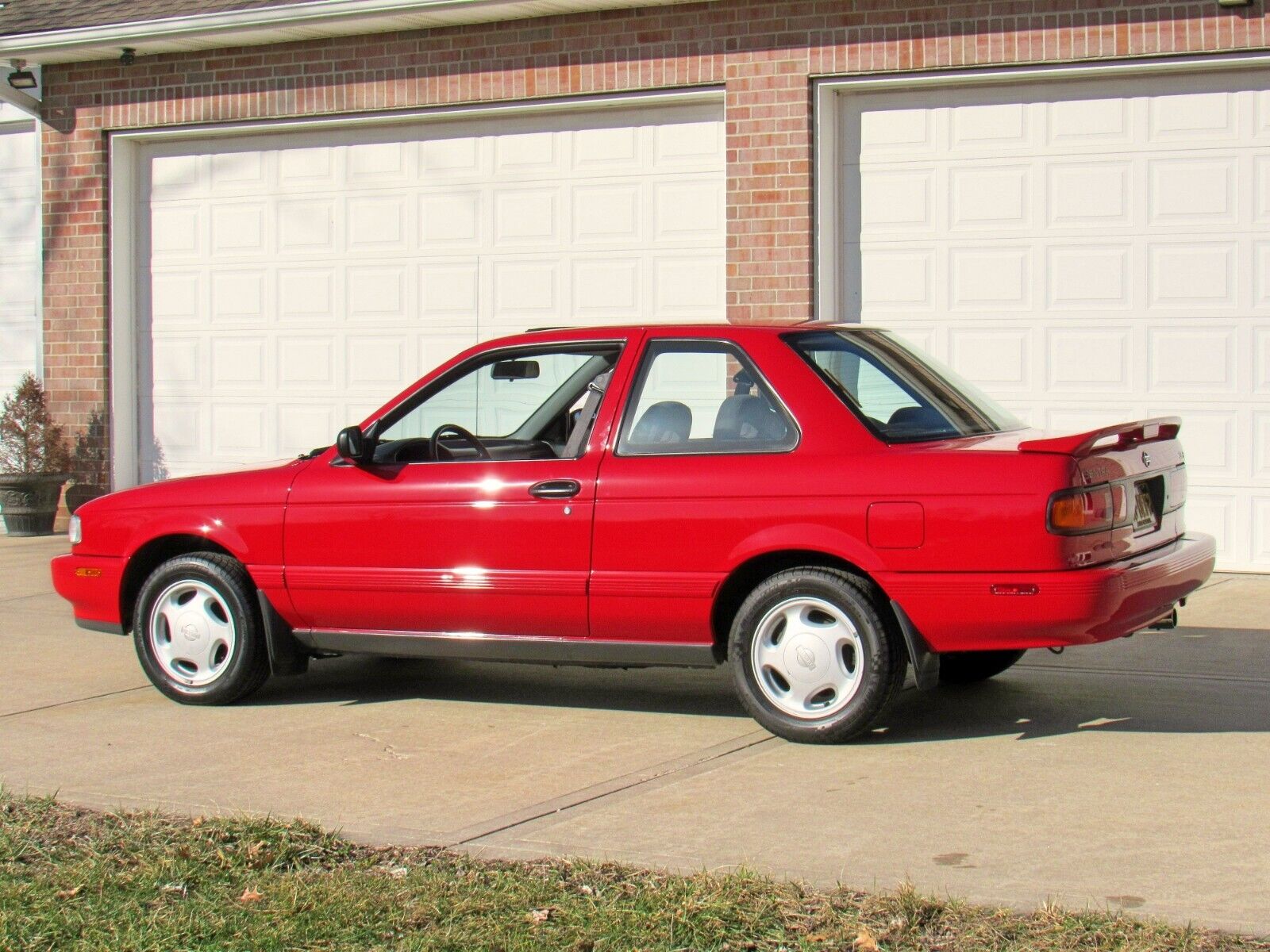 Nissan-Sentra-1991-Coupe-2