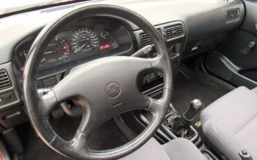 Nissan-Sentra-1991-Coupe-23