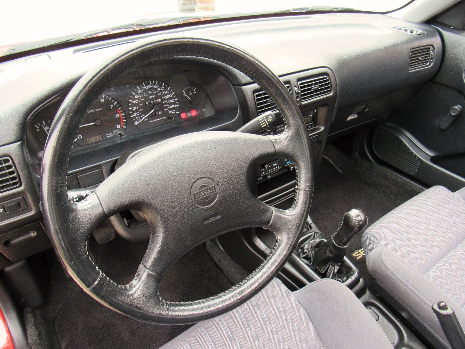 Nissan-Sentra-1991-Coupe-23