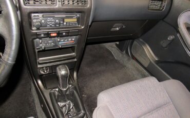 Nissan-Sentra-1991-Coupe-24