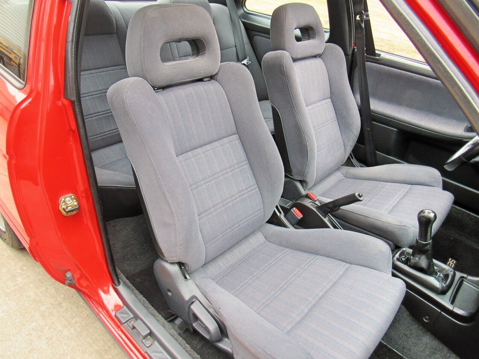 Nissan-Sentra-1991-Coupe-27