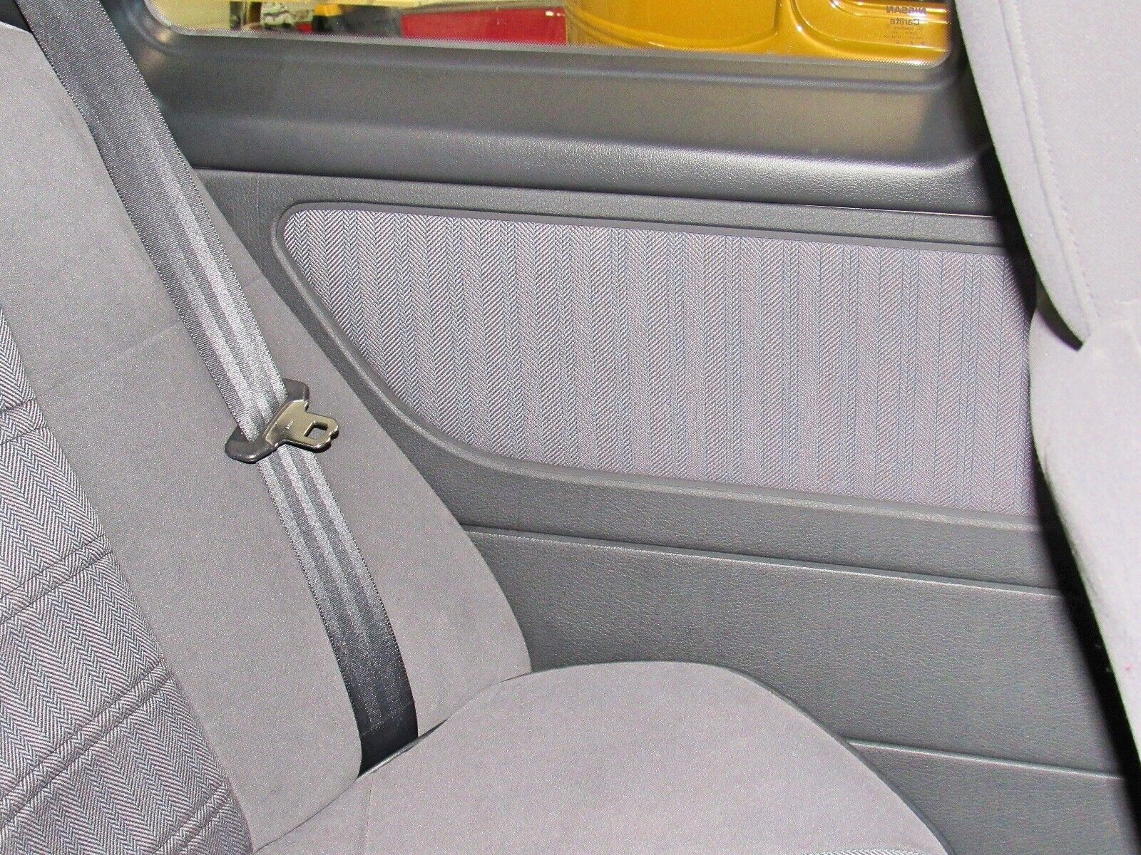 Nissan-Sentra-1991-Coupe-32