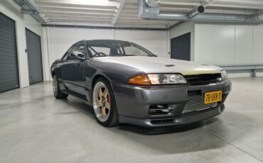 Nissan-Skyline-1992-Coupe-4