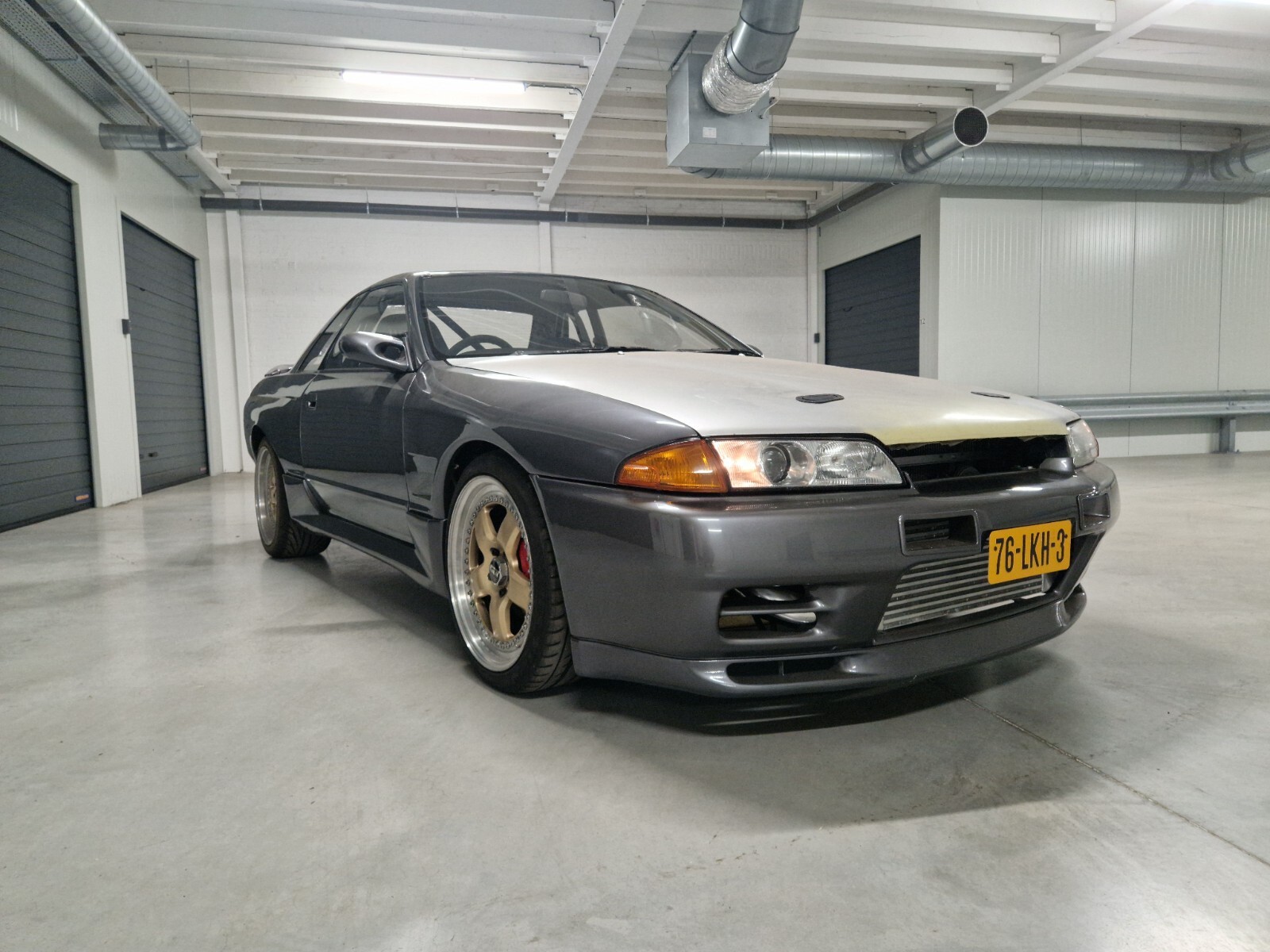 Nissan-Skyline-1992-Coupe-4
