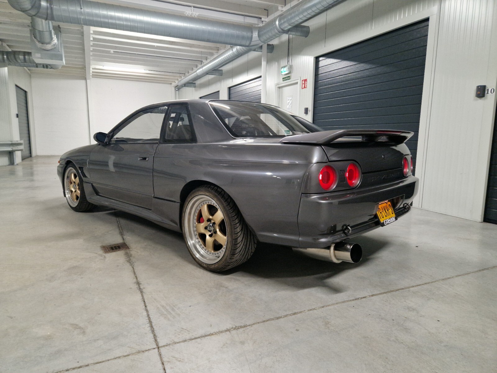 Nissan-Skyline-1992-Coupe