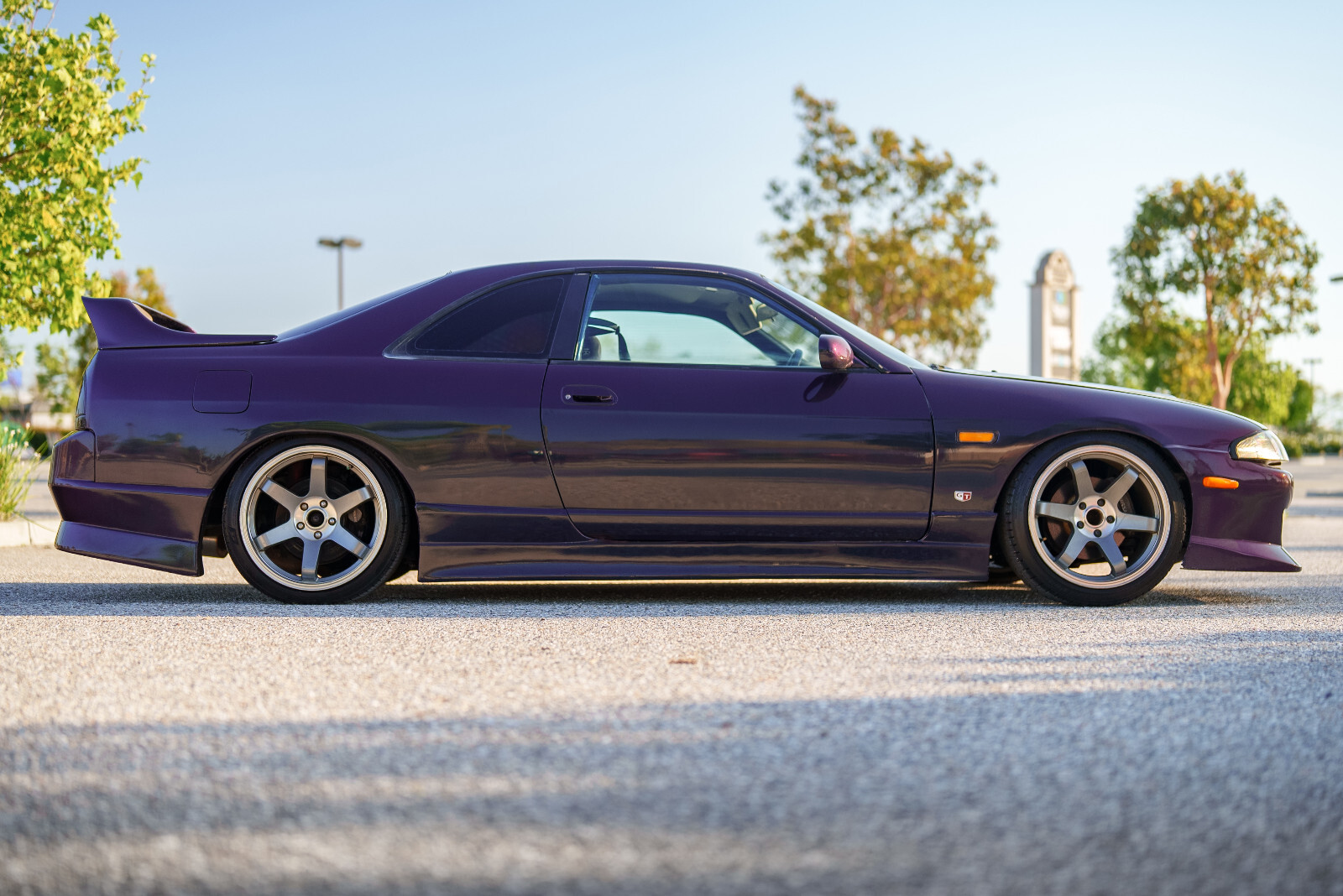 Nissan-Skyline-1993-Coupe-16