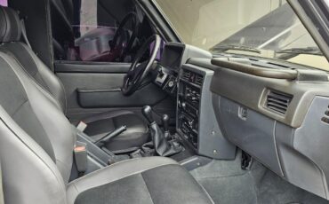 Nissan-y60-1993-SUV-5
