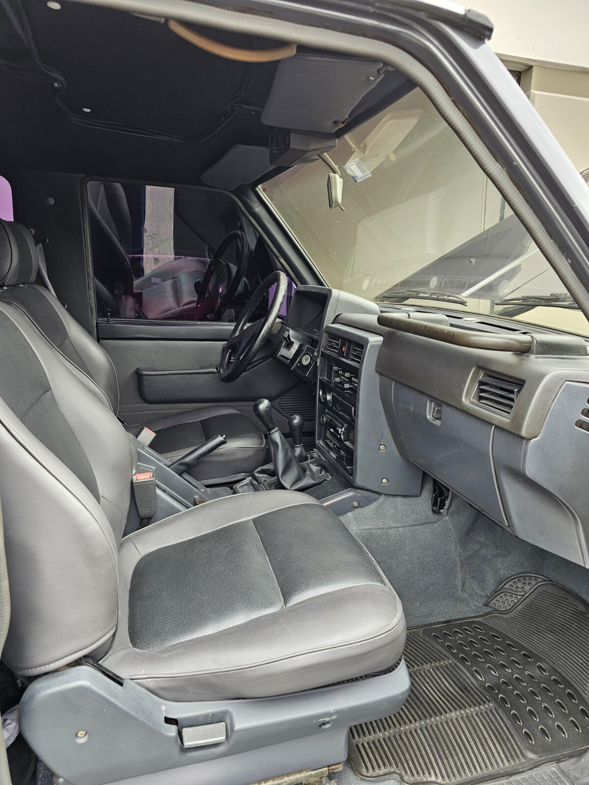 Nissan-y60-1993-SUV-5