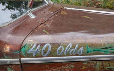 Oldsmobile-1940-custom-4