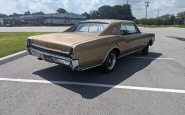 Oldsmobile-442-1967-Coupe-2