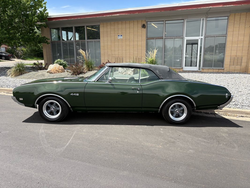 Oldsmobile-442-1968-14