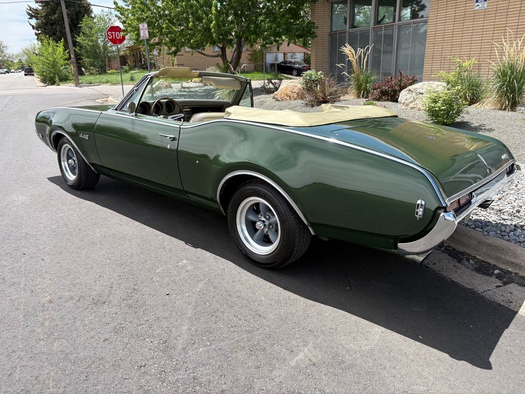 Oldsmobile-442-1968-17