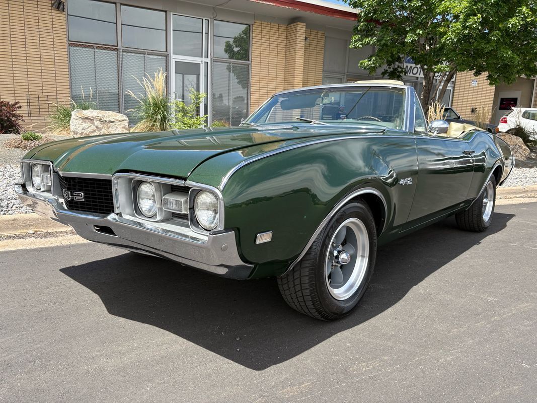 Oldsmobile-442-1968-22
