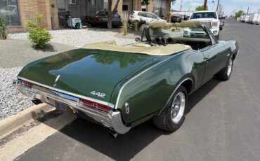 Oldsmobile-442-1968-4