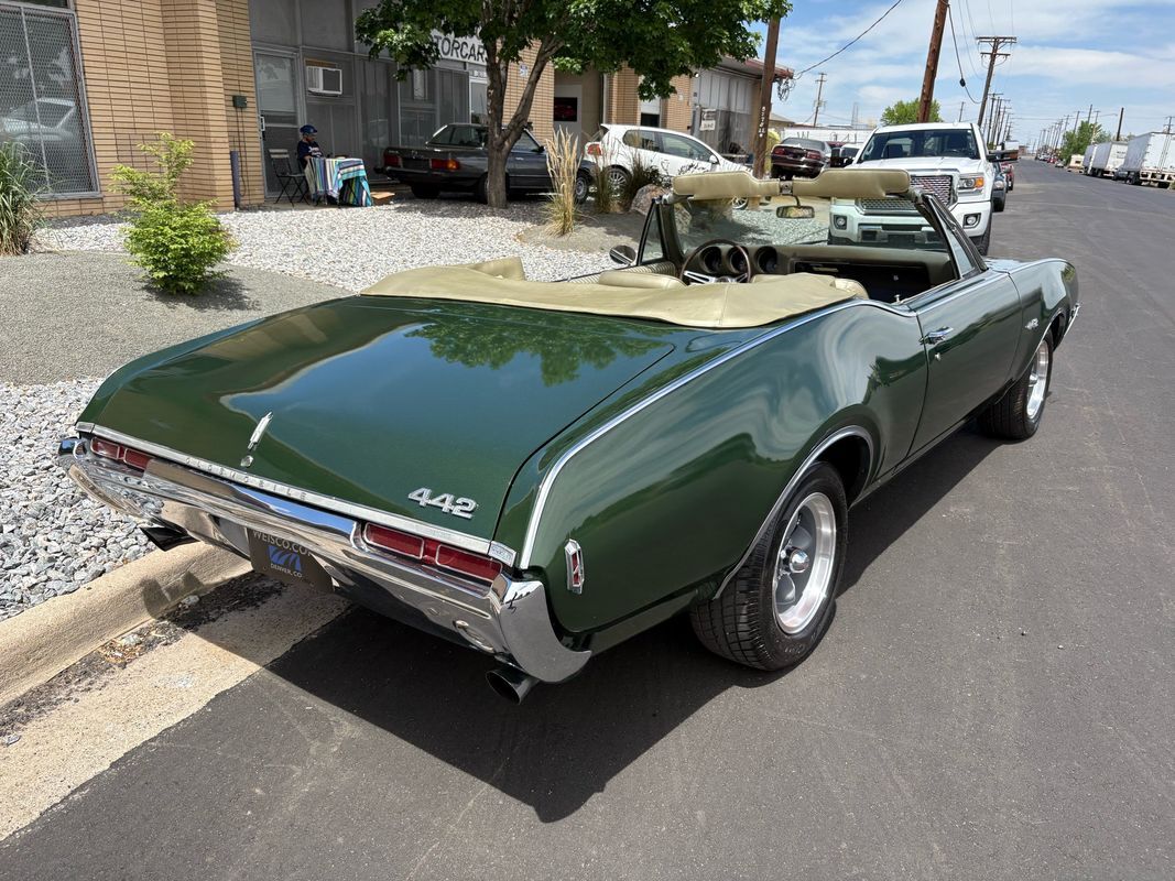 Oldsmobile-442-1968-4