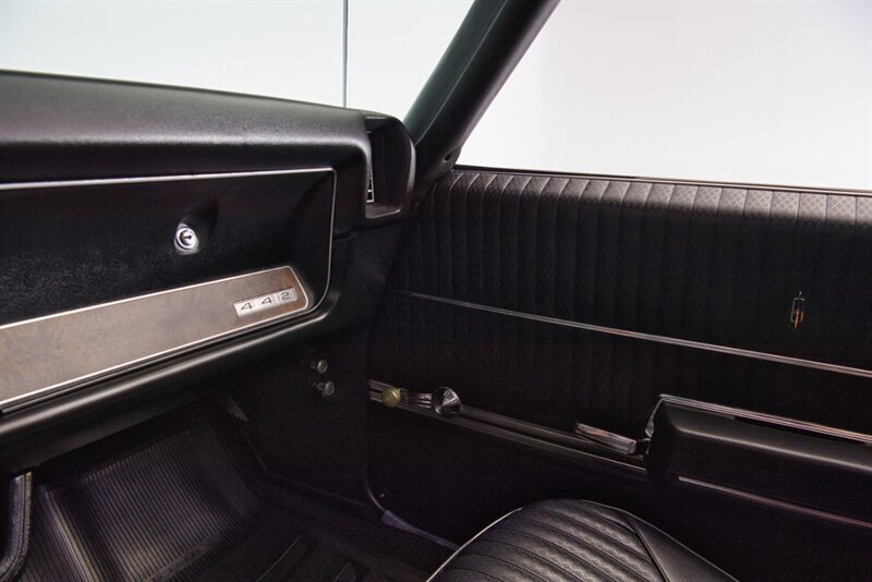 Oldsmobile-442-1969-35