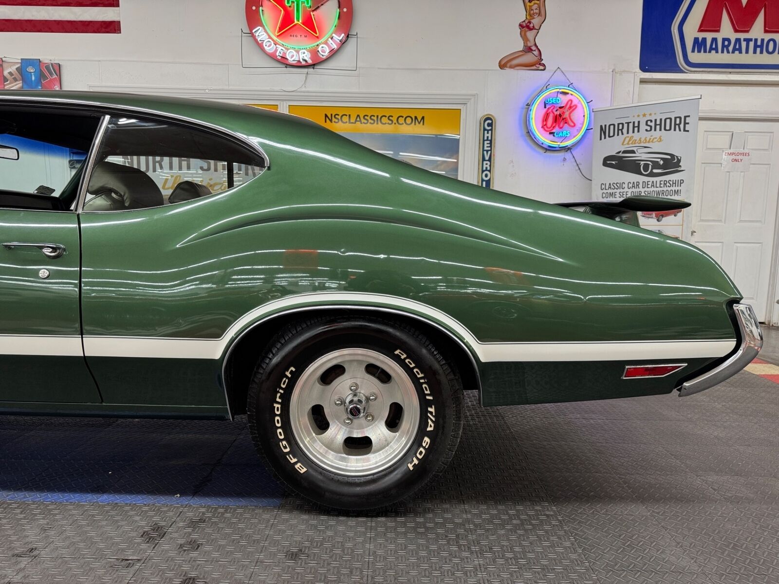 Oldsmobile-442-1970-2-Door-23