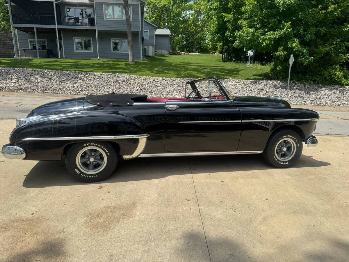 Oldsmobile-88-1950-black-1