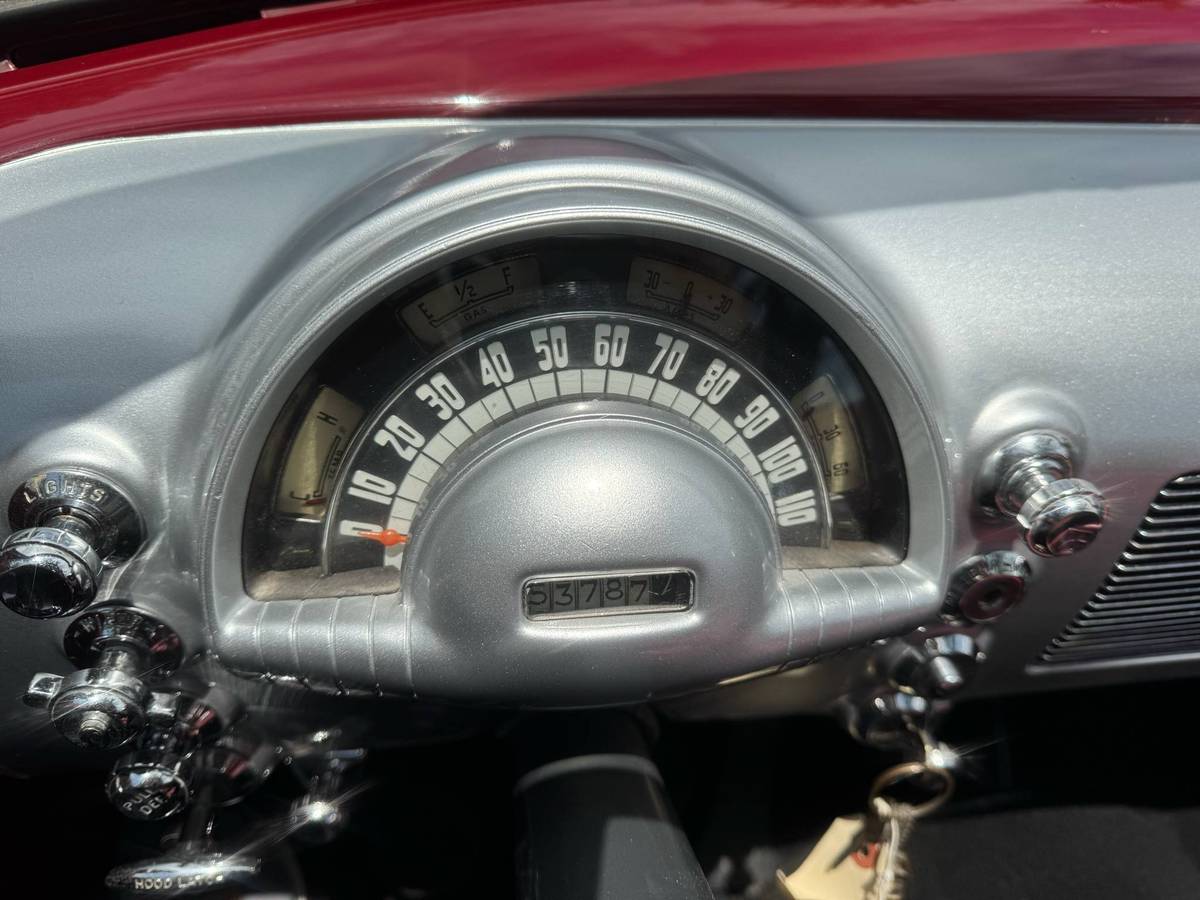 Oldsmobile-88-1950-black-10
