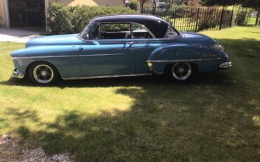 Oldsmobile-88-1950-blue