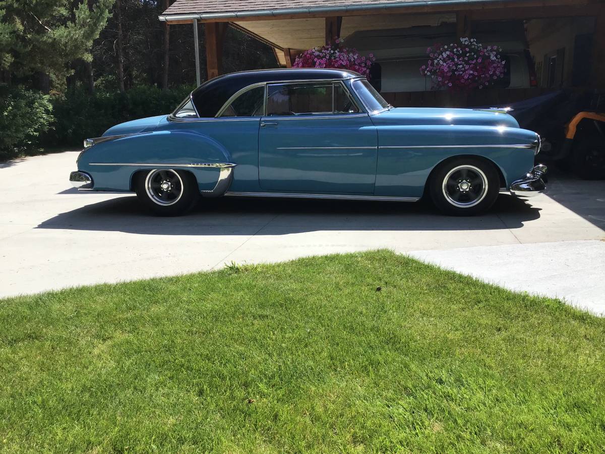 Oldsmobile-88-1950-blue-6