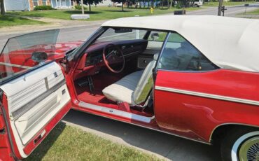 Oldsmobile-88-1975-red-4