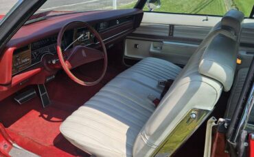 Oldsmobile-88-1975-red-5