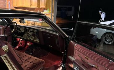 Oldsmobile-88-1985-black-1