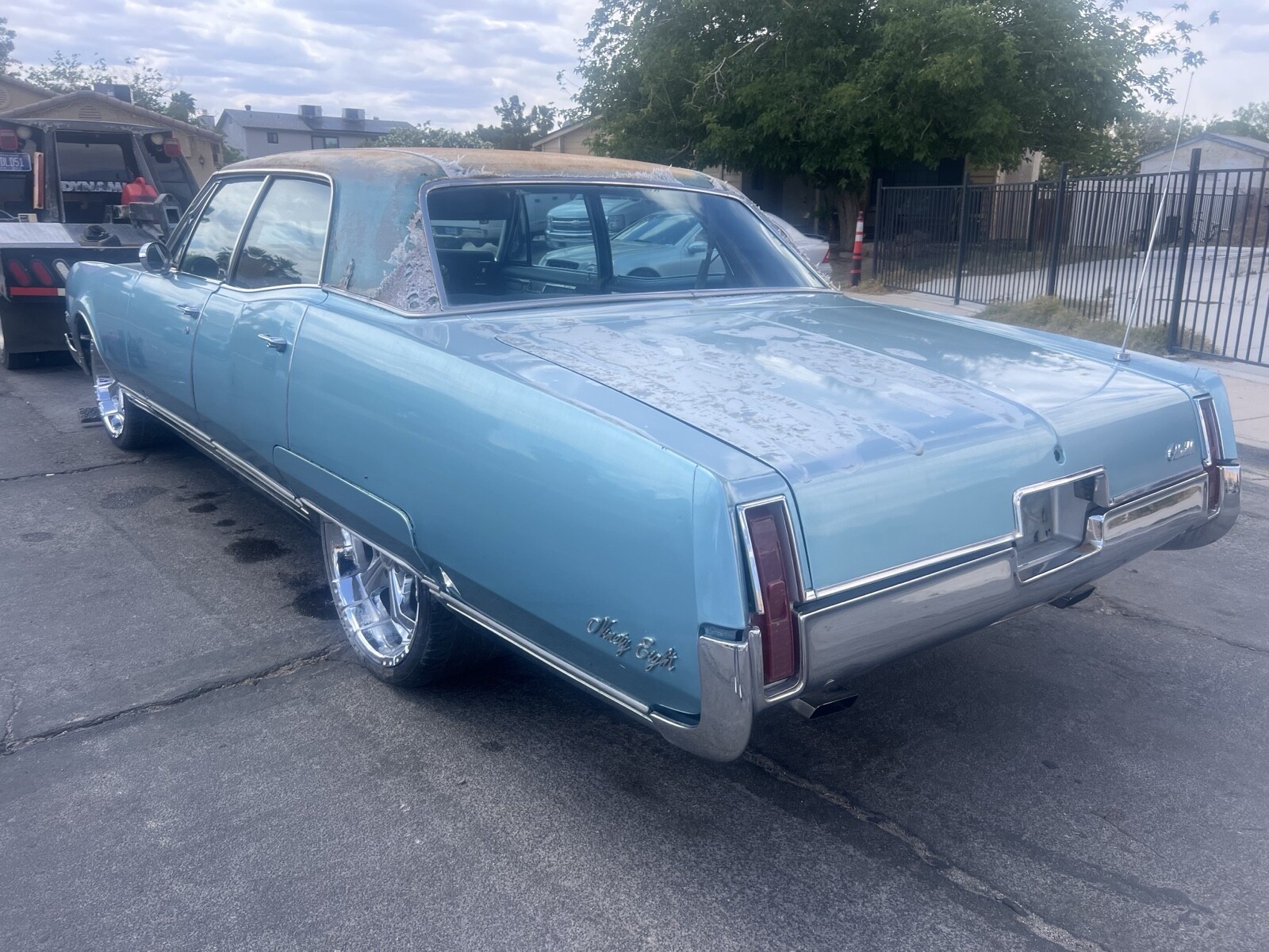 Oldsmobile-98-1968-3