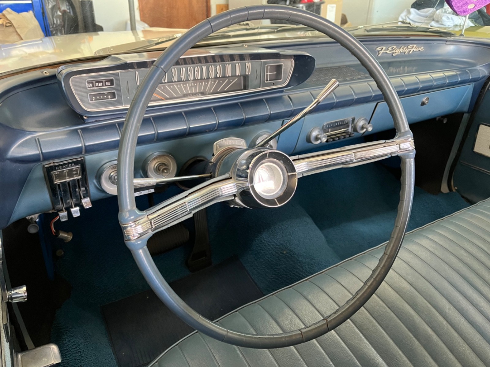 Oldsmobile-Cutlass-1962-Convertible-15