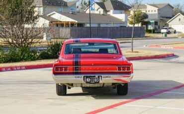 Oldsmobile-Cutlass-1964-Coupe-10