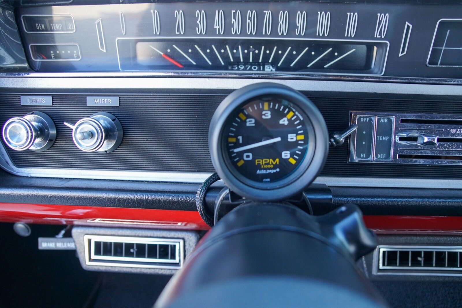 Oldsmobile-Cutlass-1964-Coupe-18
