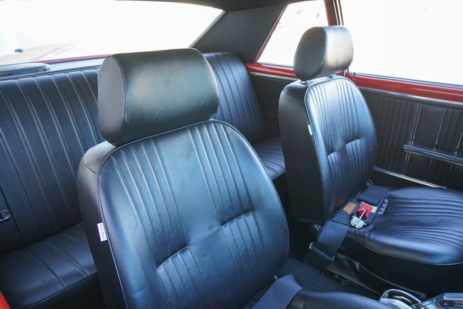 Oldsmobile-Cutlass-1964-Coupe-27