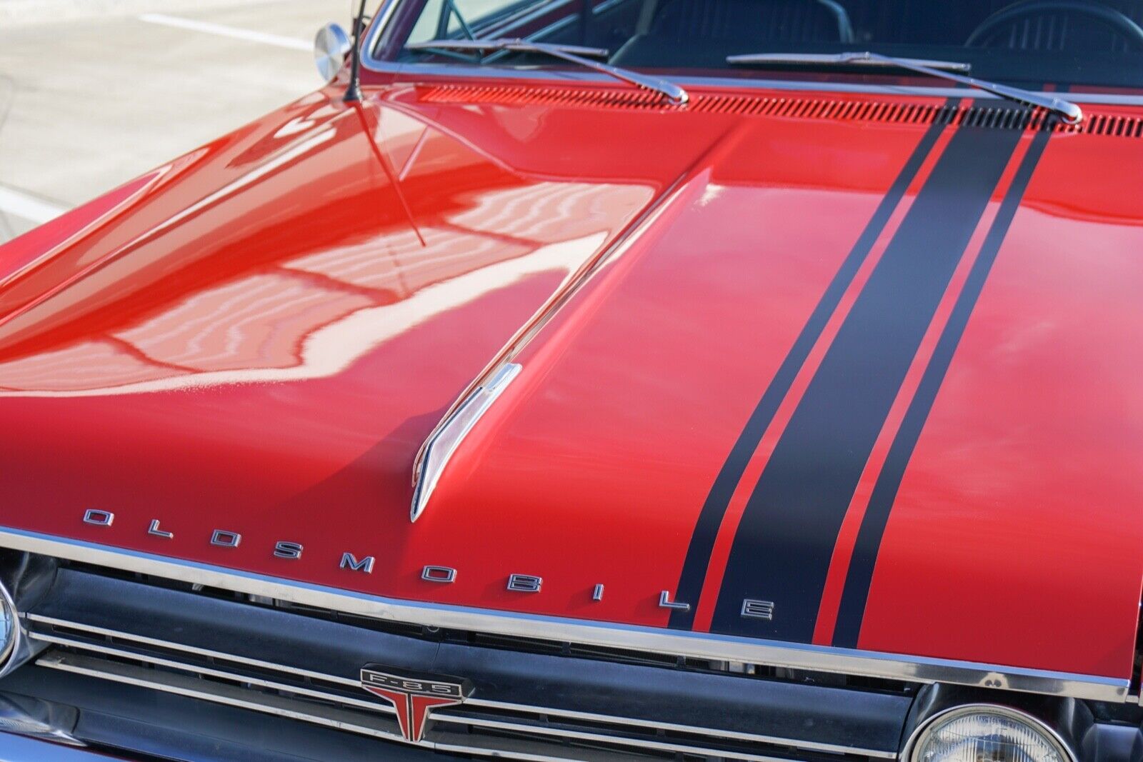 Oldsmobile-Cutlass-1964-Coupe-9