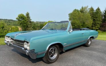 Oldsmobile-Cutlass-1965-Convertible-1