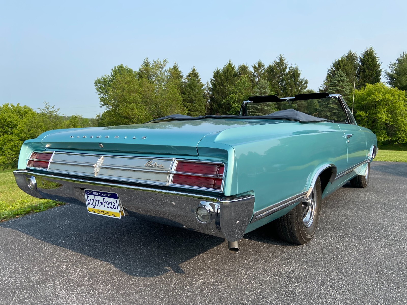 Oldsmobile-Cutlass-1965-Convertible-18