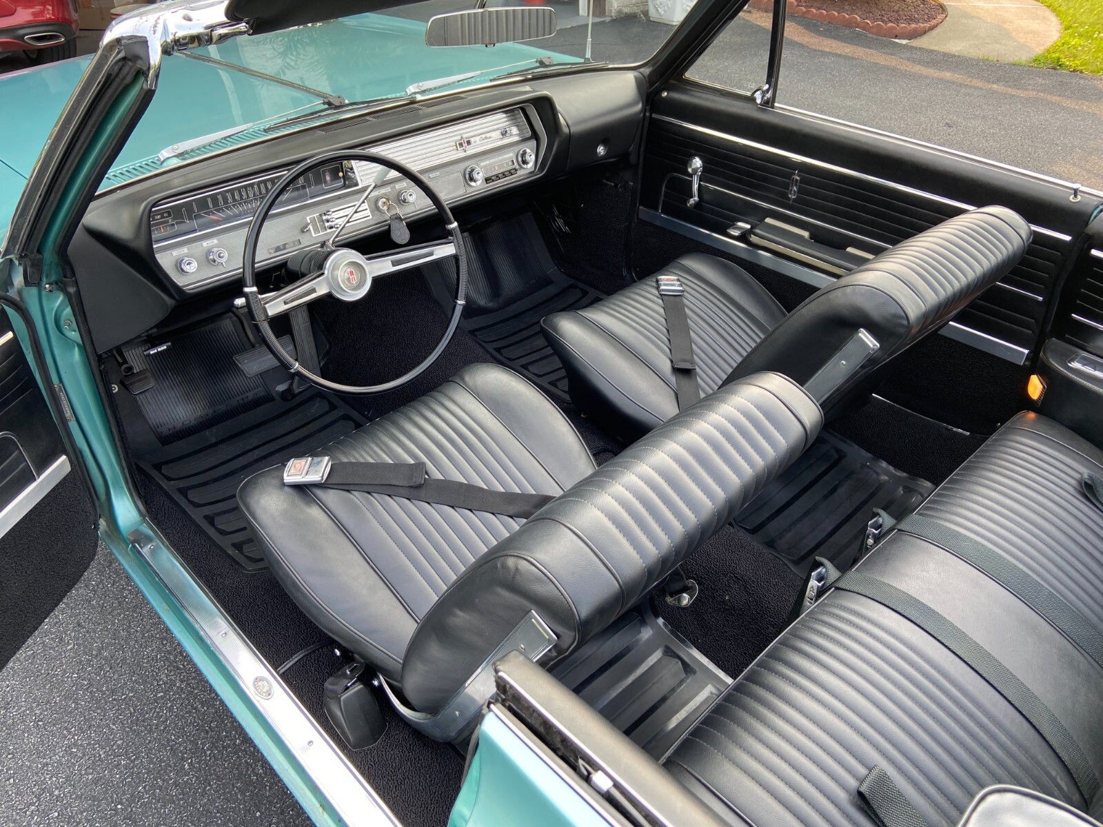 Oldsmobile-Cutlass-1965-Convertible-27