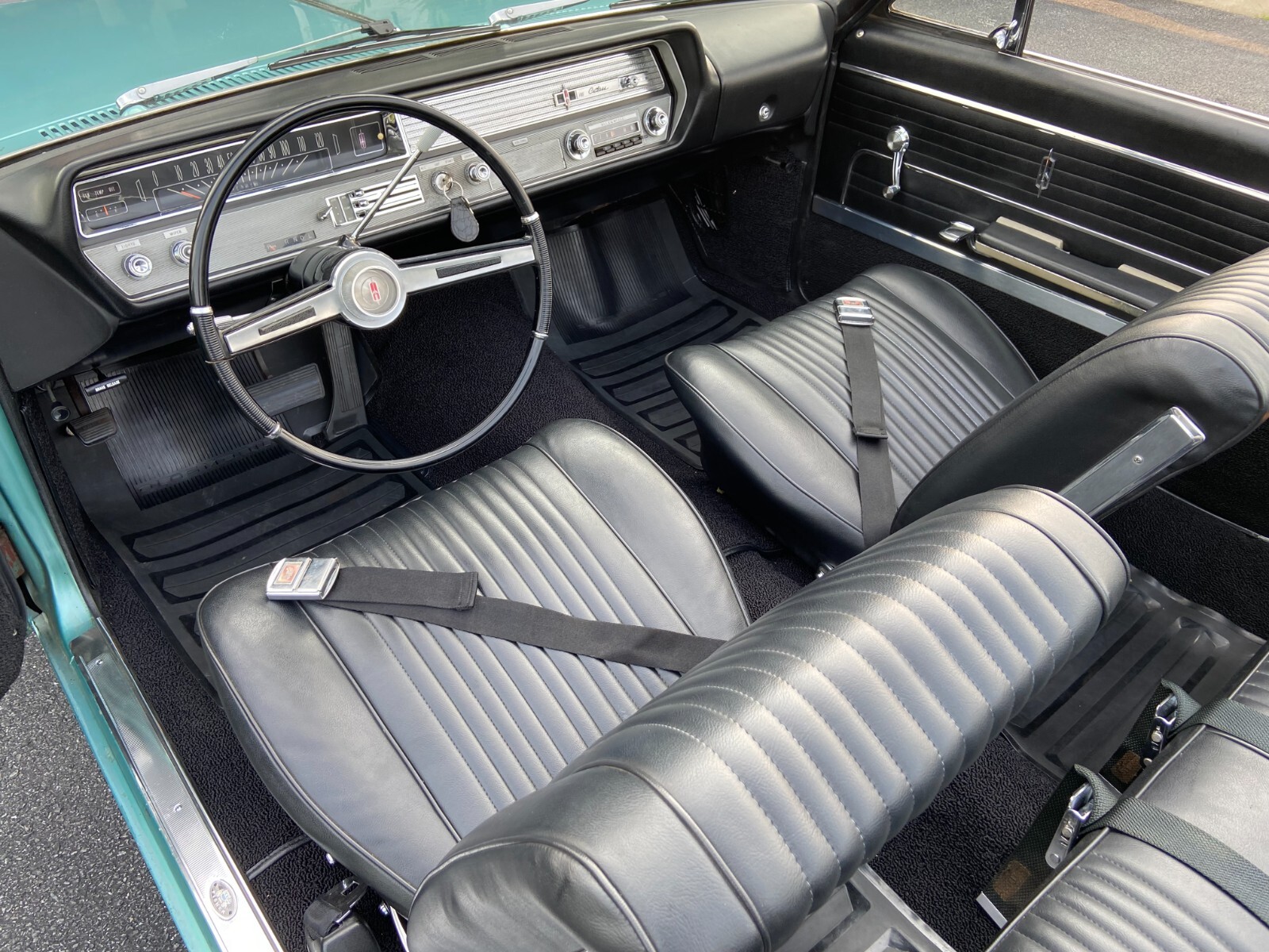 Oldsmobile-Cutlass-1965-Convertible-28