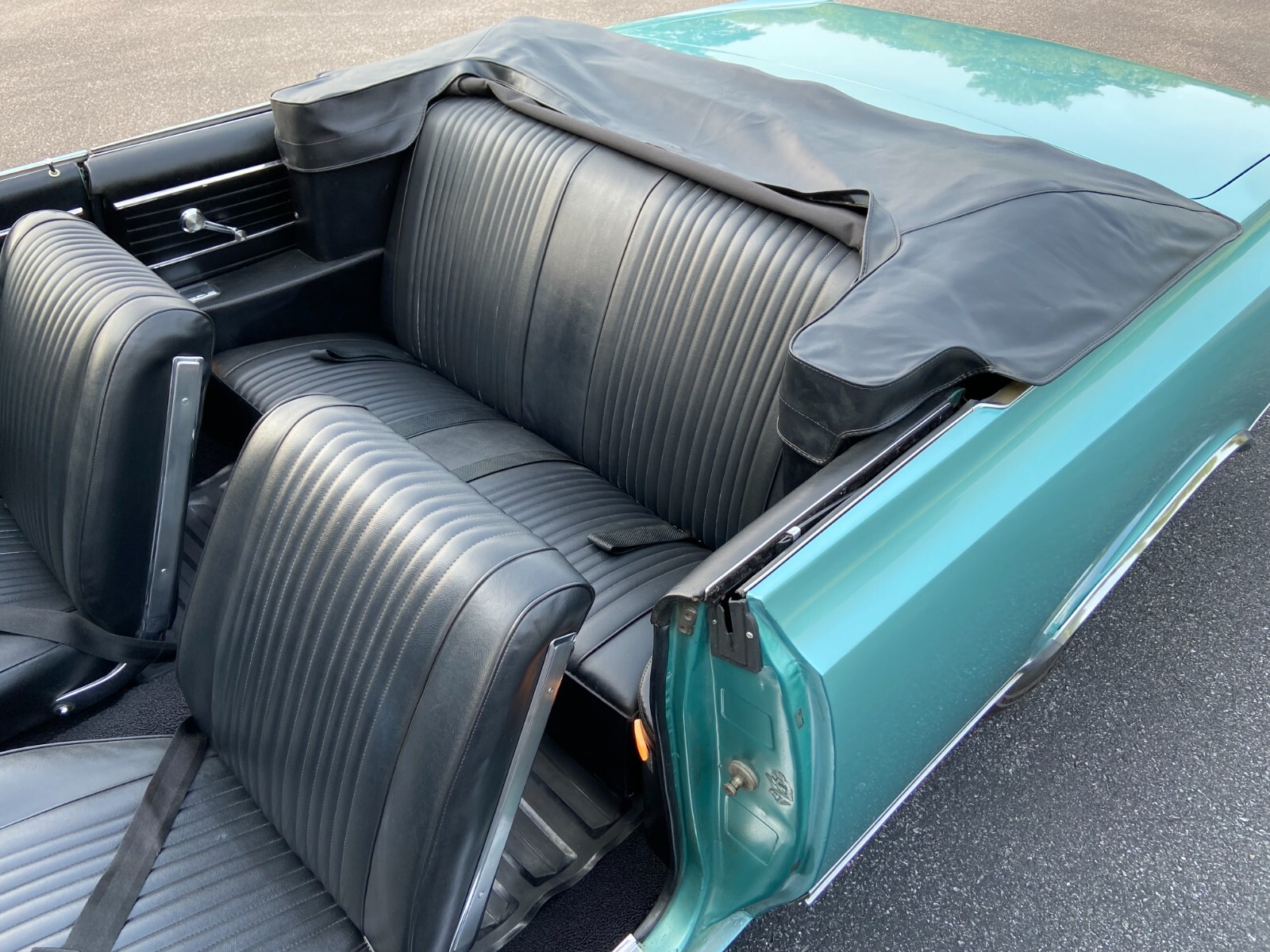 Oldsmobile-Cutlass-1965-Convertible-30