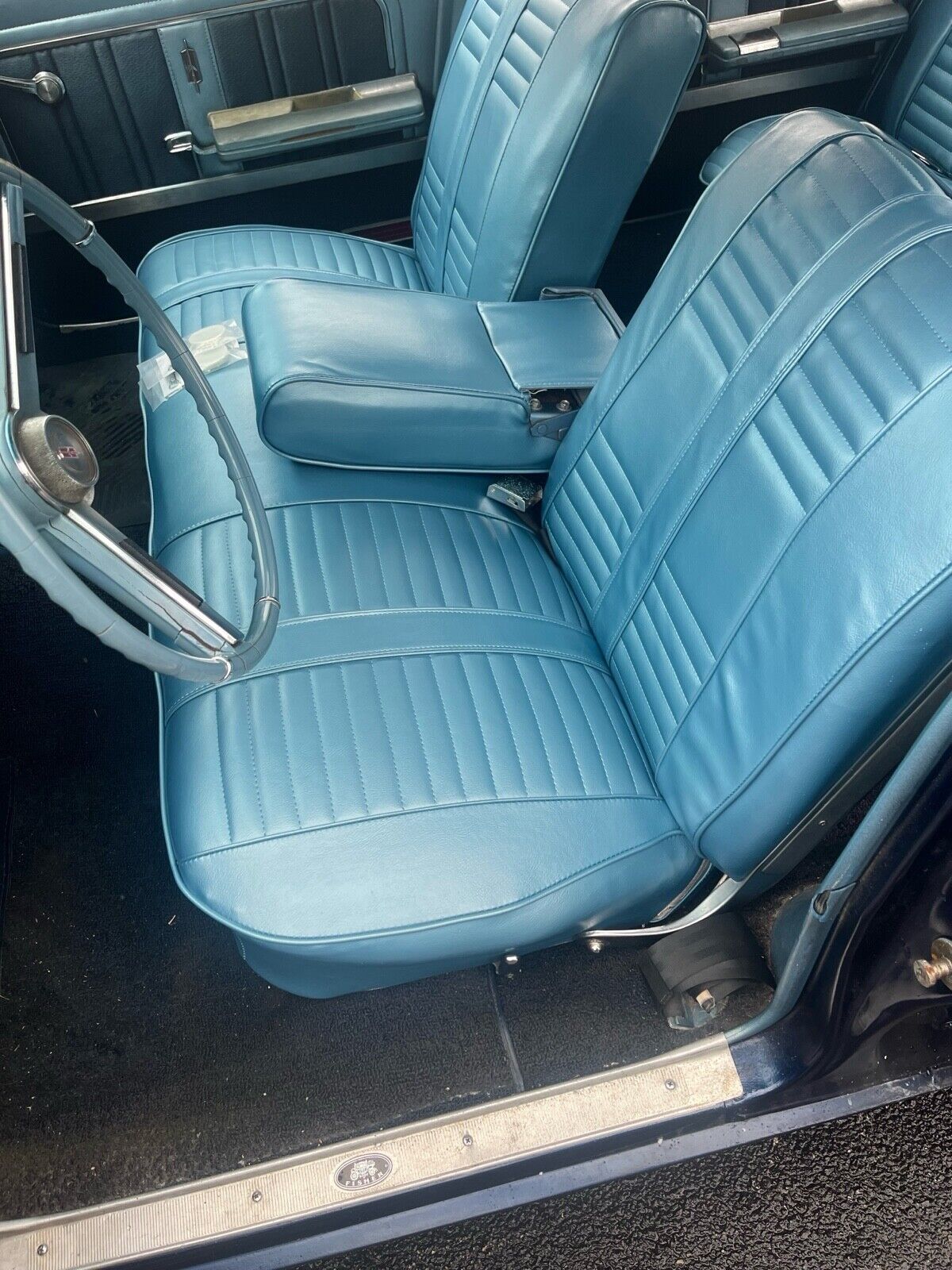 Oldsmobile-Cutlass-1966-7